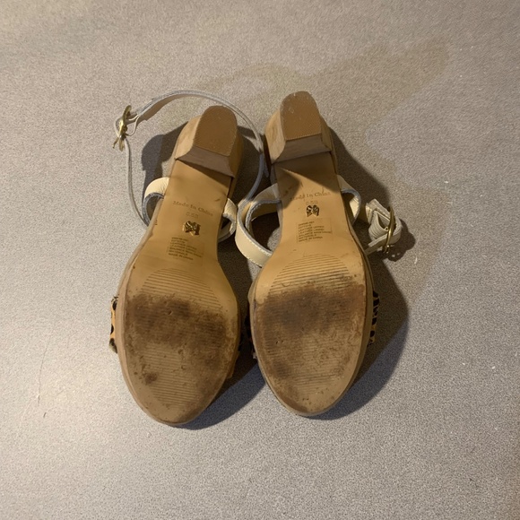 Victoria’s Secret Tan/Brown Print Platform Sandals sz 8.5 B - Picture 7 of 7